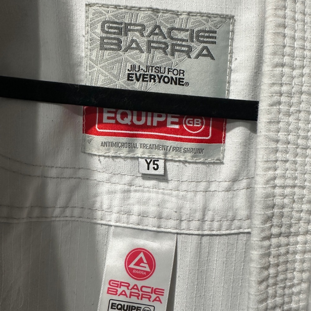 White Gi Jacket  and Pants by Gracie Barra - Picture 2 of 3
